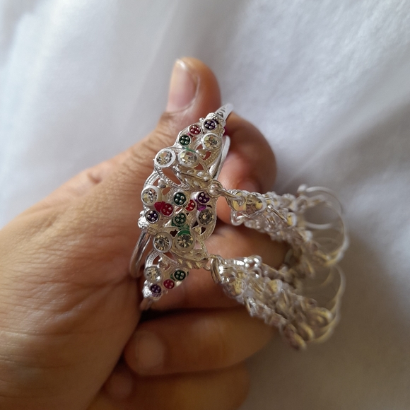 Beautiful born babies silver 5 fingers hand assoceries - Picture 2 of 9